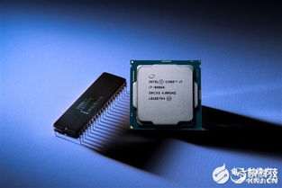 Intel正式揭晓了为纪念x86微处理器架构诞生40周年而专门打造的Core i7 8086K